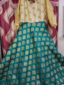 Green And Gold Gown With Gilded Glamour