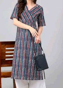 Blue Printed 3/4 Sleeves Kurti💙