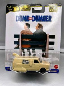 Hot Wheels Dumb and Dumber Mutt Cutts Van