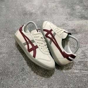 Onitsuka tiger ghost girls