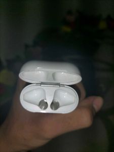 AIRPODS + FREE WATCH