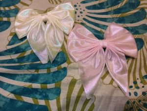 Cute Bow Hair Clips (Set of 2)