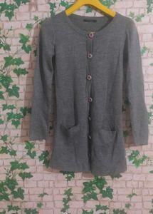 girls gray sweater
