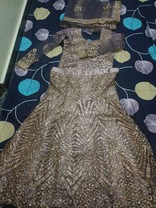lehenga with small pipes like beads.