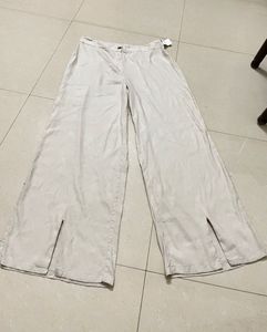 FOREVER 21 Flared Loose Pants