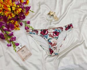 🇳🇿💗💫Floral Bikini Bottom