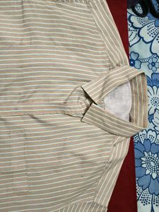 GoldenBeezeColor FullSleeves Polyester Shirt-UsedO
