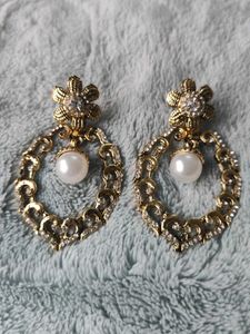 Vintage Gold &amp; Pearl Drop Earrings