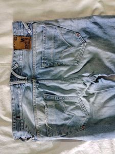 Light Wash Jeans