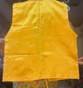 Navratri Koti With Kutch Embroidered-Ethnic Jacke