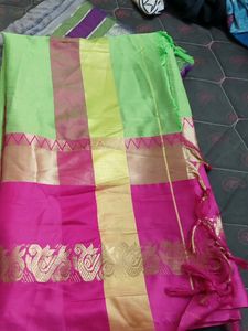 Saree Without Blouse