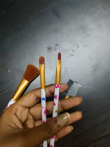 Pack of four Makeup Brushes