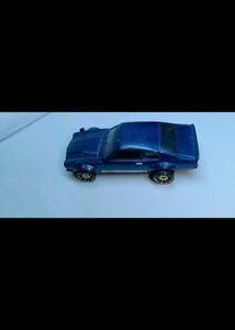 Toy Vehicle - Classic Car