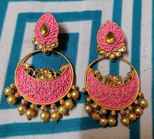 These Earings Are Non Used.