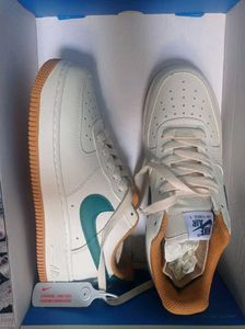 Women Sneakers