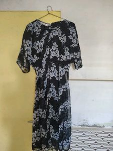 Floral Print Black Dress With Belt