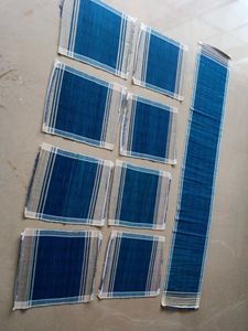 Set of 8 table mats and Runner