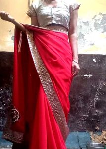 Elegant Red Saree With Blouse