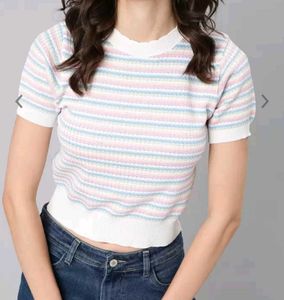 Showoff Stripped Crop Top