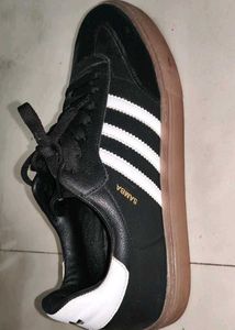 Adidas Sneakers