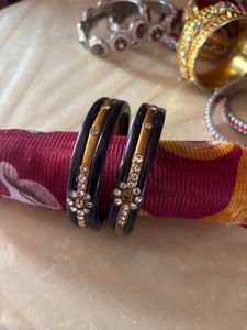 Women Lakh Bangles Made In Jaipur