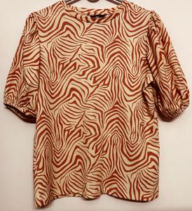 Round-neck Top For Women
