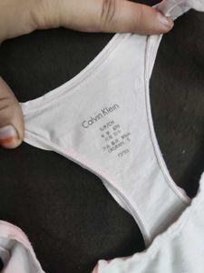 Calvin Klein White Sports Bra 🖤