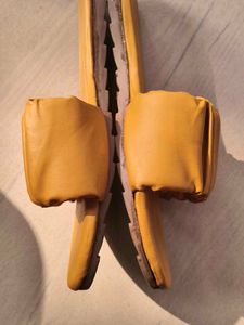 💛Mustard Ruched Flats💛