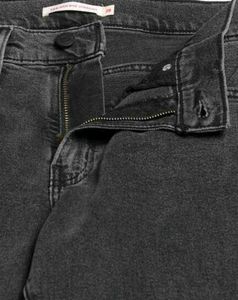 Levi&#39;s Black Straight Leg Jeans
