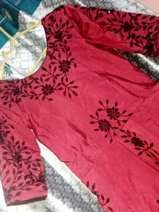 Elegant Pink Embroidered Dress