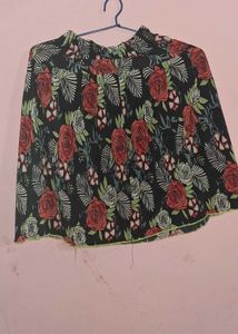 Floral Print Pleated Skirt