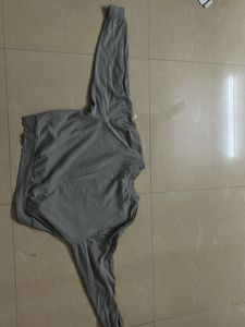 h&amp;m grey sweatshirt size L