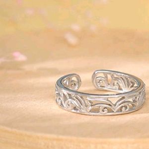 GIVA 925 SILVER ENGRAVED RING
