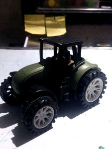 Toy Tractor - Green &amp; Black