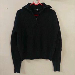 Uniqlo 100% wool pullover