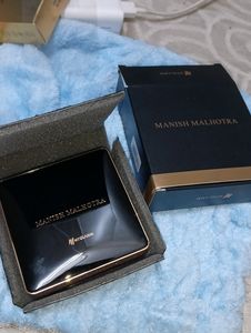 Manish Malhotra Eyeshadow Palette