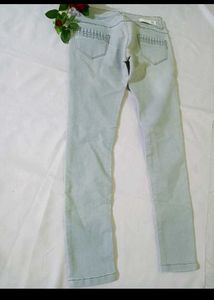 Light Wash Skinny Jeans