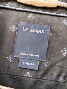 Men&#39;s shirt