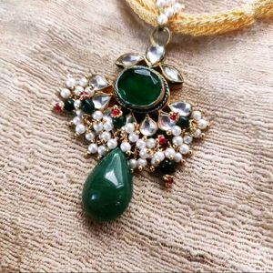 Lovely Jadau Kundan Set