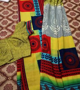 Multicolored Saree With Alterable Blouse