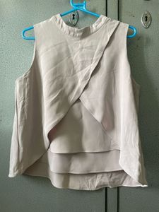 Sleeveless Layered Top