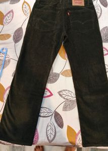 Levi&#39;s 505 Corduroy Pants