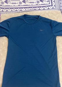 Nike Tee