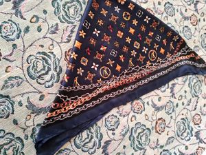 Lv  Scraf