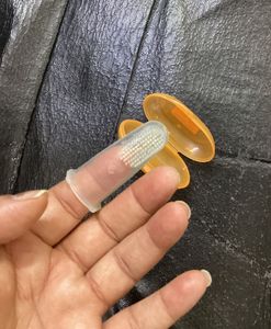 Babyhug fingers brush