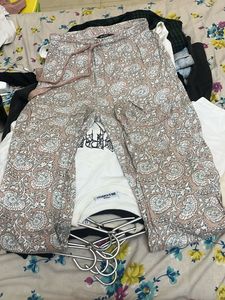 printed matching sleeping pyjama set