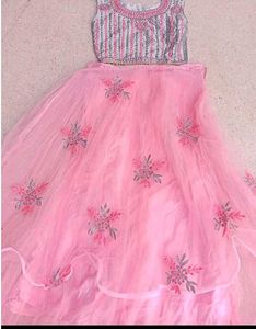 Very Beautiful Dress For Girls