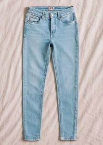 Light Wash Denim Jeans Brand New H&M Imported USA