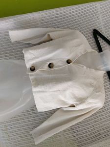 ZARA Cute Cropped Cardigan