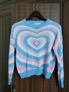 Pinteresty Heart Sweater